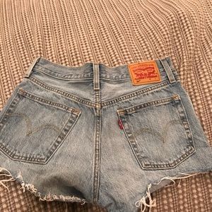501 Levi’s women’s shorts